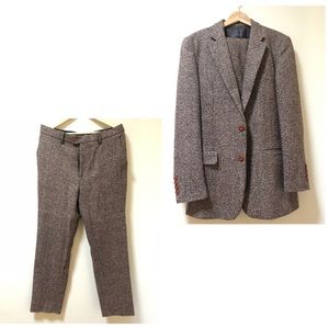 Jennis and Varmann tweed suit from United Kingdom